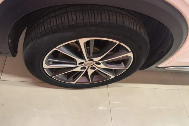 Used Geely Auto Monjaro 2019 300T YAOXINGZHE Left Front Wheel Hub