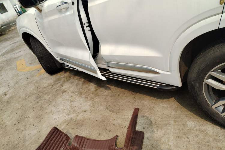Used Geely Auto Monjaro 2019 Facelift 350T YAOXINGZHE Left Side Sill