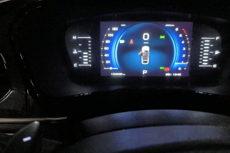 Used Geely Auto Monjaro 2019 350T YAOXINGZHE Odometer Close Up