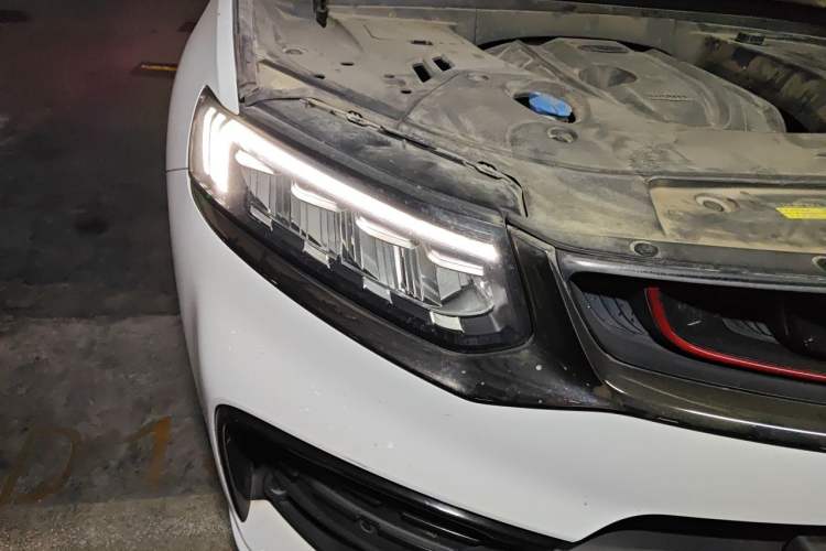 Used Geely Auto Monjaro 2019 350T YAOXINGZHE Right Front Headlight