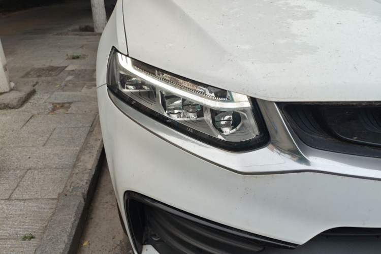 Used Geely Auto Monjaro 2019 300T YAOXINGZHE Right Front Headlight