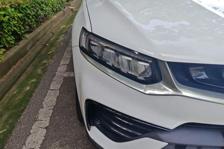 Used Geely Auto Monjaro 2019 300T YAOXINGZHE Right Front Headlight