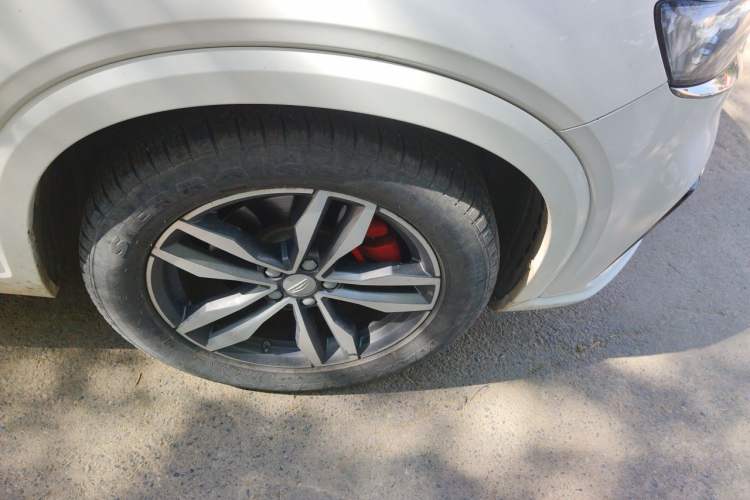 Used Geely Auto Monjaro 2019 350T YAOXINGZHE Right Front Wheel Hub