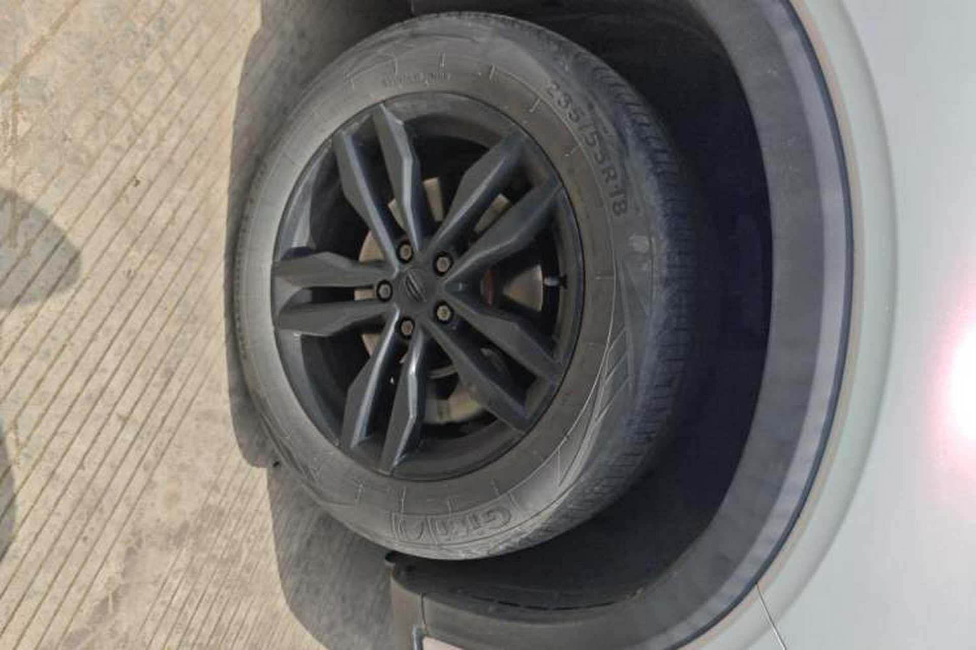 Used Geely Auto Monjaro 2019 Facelift 300T Yaxingzhe Right Front Wheel Hub