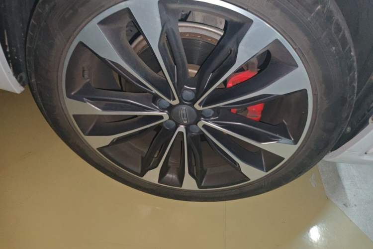 Used Geely Auto Monjaro 2019 350T Yuxingzhe Right Front Wheel Hub