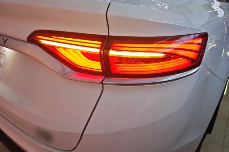 Used Geely Auto Monjaro 2019 300T YAOXINGZHE Right Rear Taillight