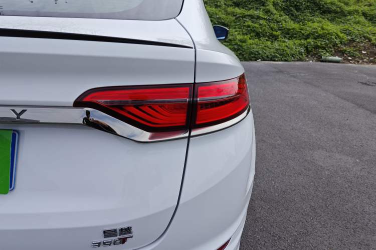 Used Geely Auto Monjaro 2019 350T Yuxingzhe Right Rear Taillight
