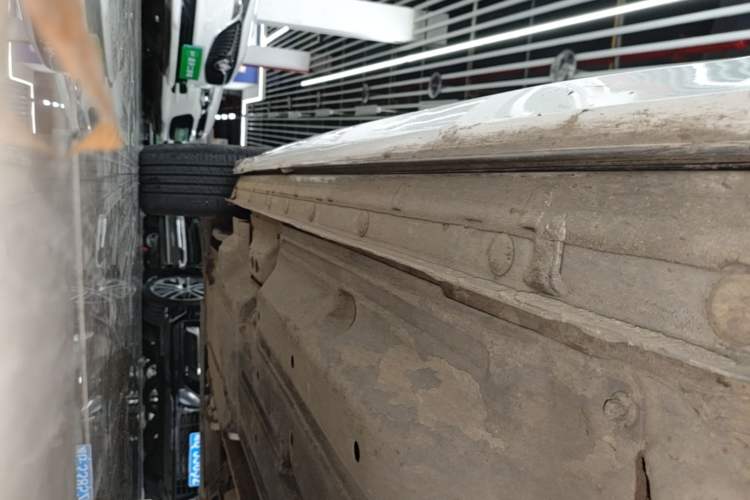 Used Geely Auto Monjaro 2019 350T YAOXINGZHE Right Side Sill