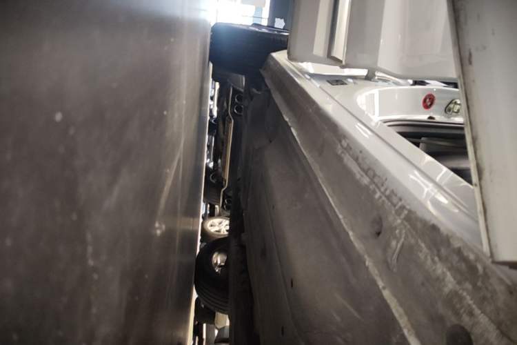 Used Geely Auto Monjaro 2019 350T YAOXINGZHE Right Side Sill