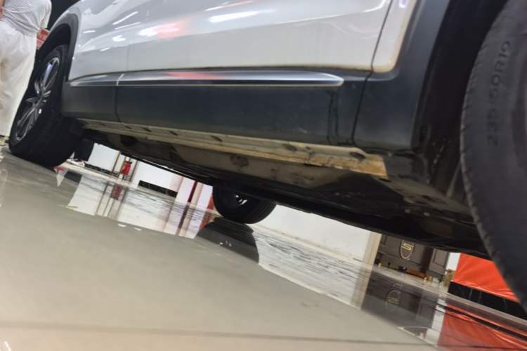 Used Geely Auto Monjaro 2019 300T YAOXINGZHE Right Side Sill