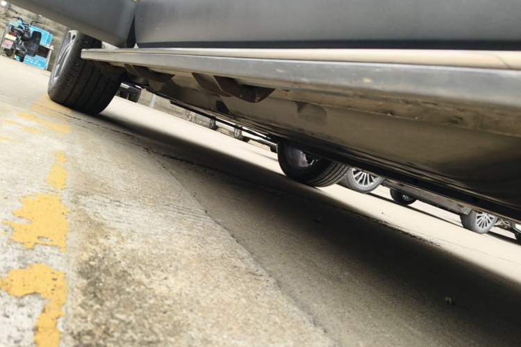 Used Geely Auto Monjaro 2019 300T YAOXINGZHE Right Side Sill