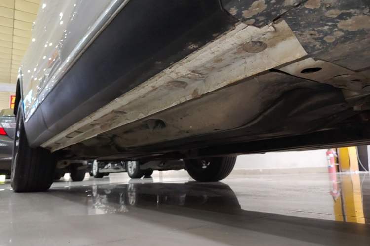 Used Geely Auto Monjaro 2019 300T YAOXINGZHE Right Side Sill