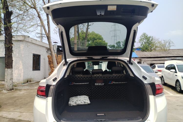 Used Geely Auto Monjaro 2019 Facelift 350T YAOXINGZHE Trunk