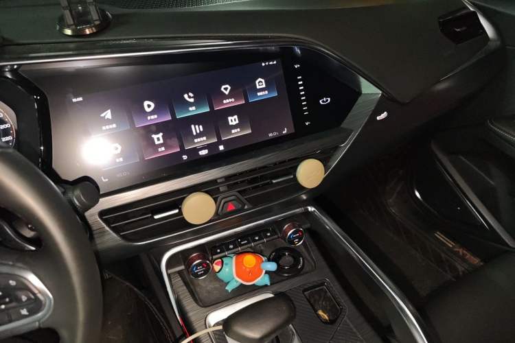 Used Geely Auto Monjaro 2019 350T Yuxingzhe Audio And AC Panel