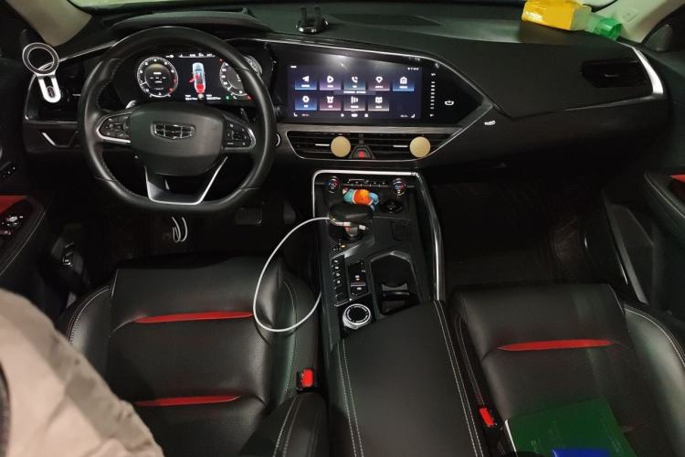 Used Geely Auto Monjaro 2019 350T Yuxingzhe Center Console