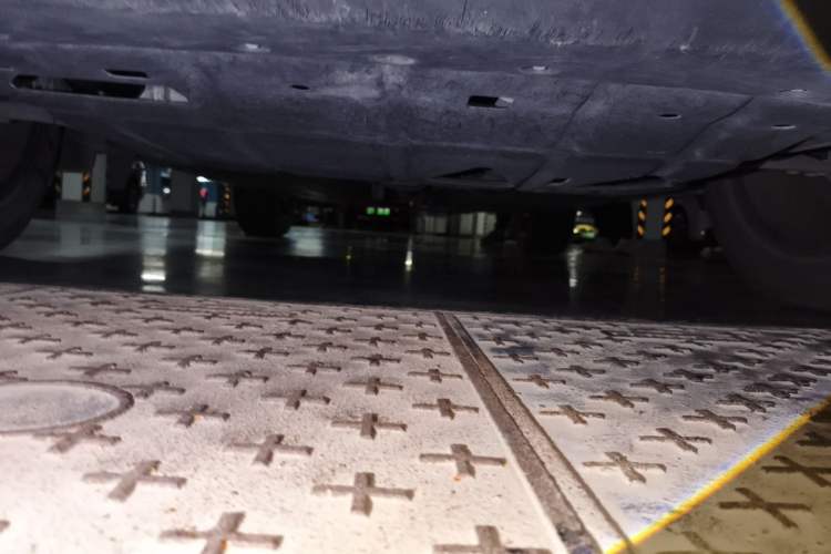 Used Geely Auto Monjaro 2019 350T YAOXINGZHE Chassis Front