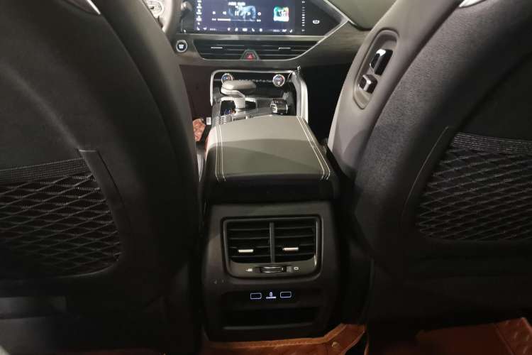 Used Geely Auto Monjaro 2019 350T Yuxingzhe Interior 7