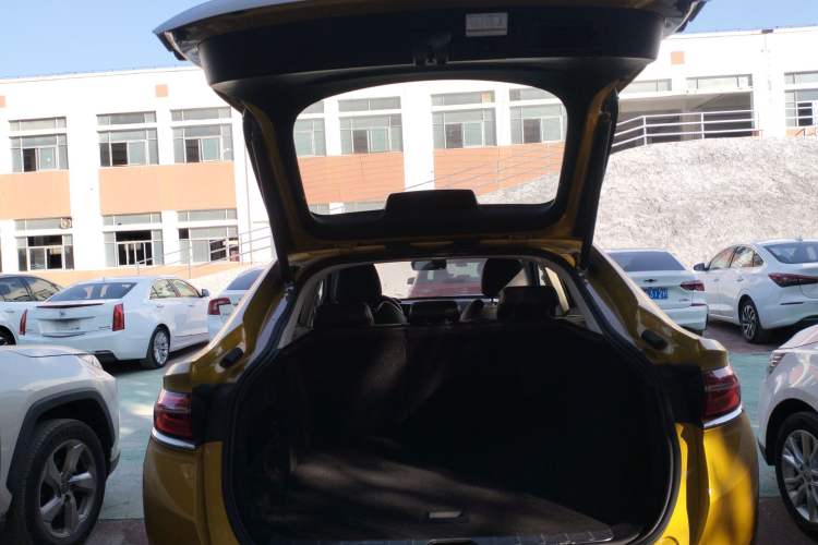 Used Geely Auto Monjaro 2019 350T YAOXINGZHE Trunk