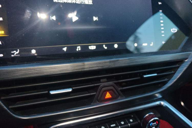 Used Geely Auto Monjaro 2020 High-Energy Edition 350T Yáoxīngzhě Audio And AC Panel
