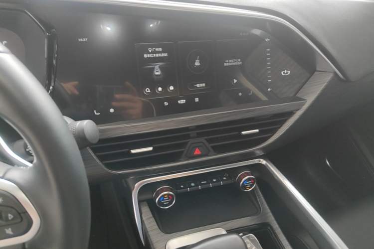 Used Geely Auto Monjaro 2020 High-Energy Edition 350T Yáoxīngzhě Audio And AC Panel