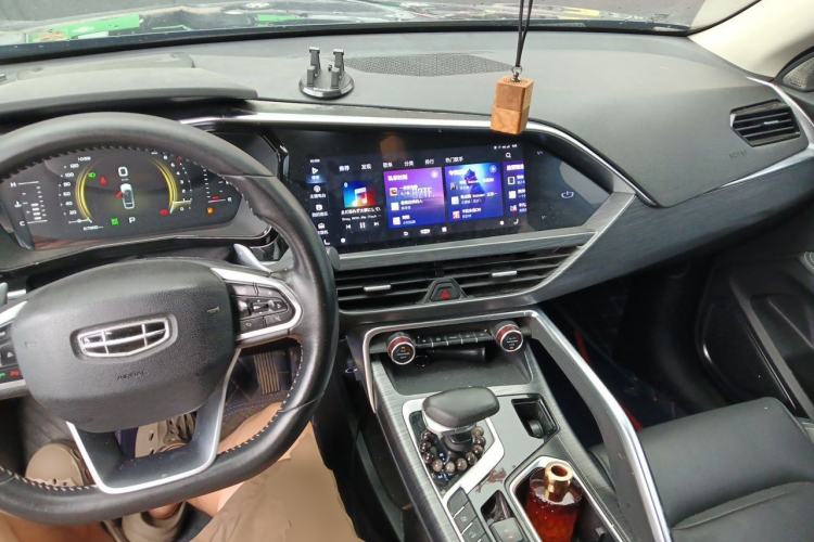 Used Geely Auto Monjaro 2020 High-Energy Edition 350T Yáoxīngzhě Center Console