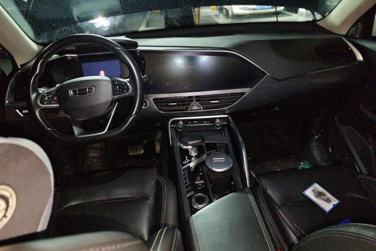 Used Geely Auto Monjaro 2020 High-Energy Edition 350T Yáoxīngzhě Center Console