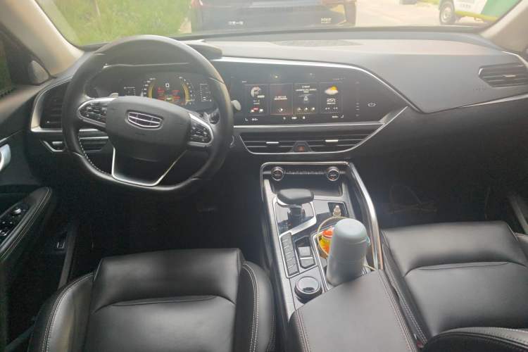 Used Geely Auto Monjaro 2020 High-Energy Edition 350T Yáoxīngzhě Center Console