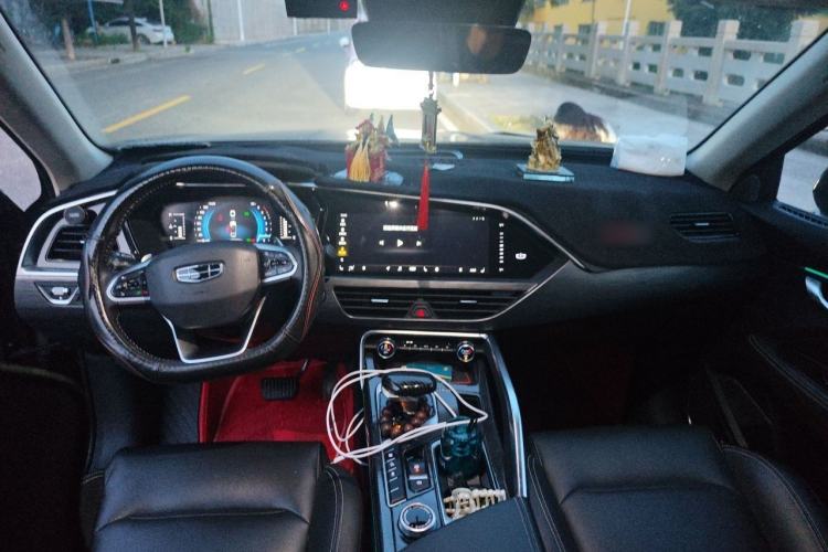 Used Geely Auto Monjaro 2020 High-Energy Edition 350T Yáoxīngzhě Center Console