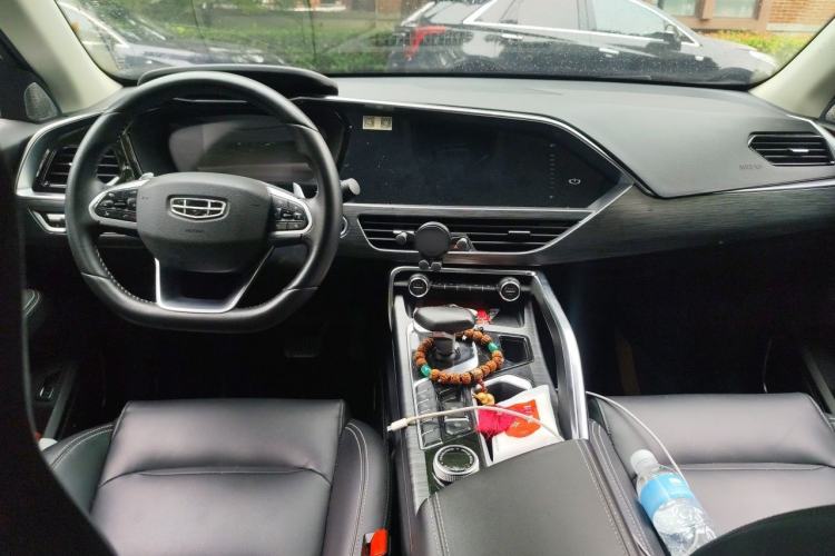 Used Geely Auto Monjaro 2020 High-Energy Edition 300T Yáoxīngzhě Center Console