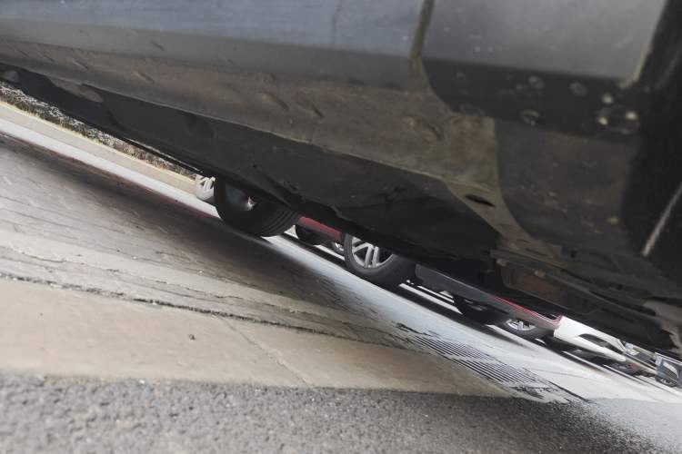 Used Geely Auto Monjaro 2020 High-Energy Edition 300T Yáoxīngzhě Chassis Front Right