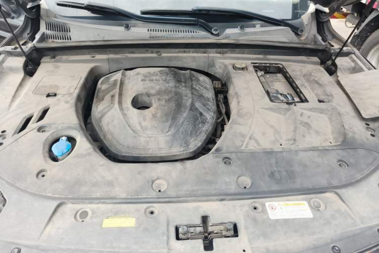 Used Geely Auto Monjaro 2020 High-Energy Edition 350T Yáoxīngzhě Engine Bay