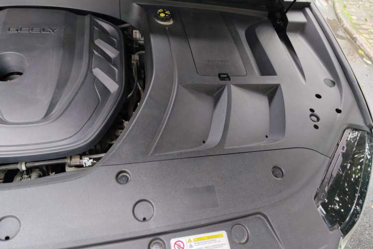 Used Geely Auto Monjaro 2020 High-Energy Edition 350T Yuxingzhe Engine Bay Left
