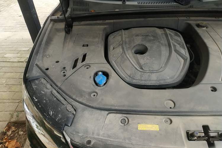 Used Geely Auto Monjaro 2020 High-Energy Edition 350T Yáoxīngzhě Engine Bay Right