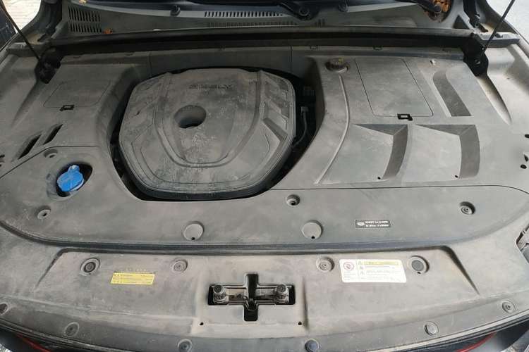 Used Geely Auto Monjaro 2020 High-Energy Edition 350T Yáoxīngzhě Engine Bay