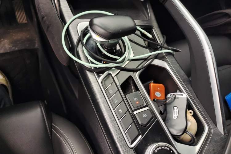 Used Geely Auto Monjaro 2020 High-Energy Edition 350T Yáoxīngzhě Gear Lever