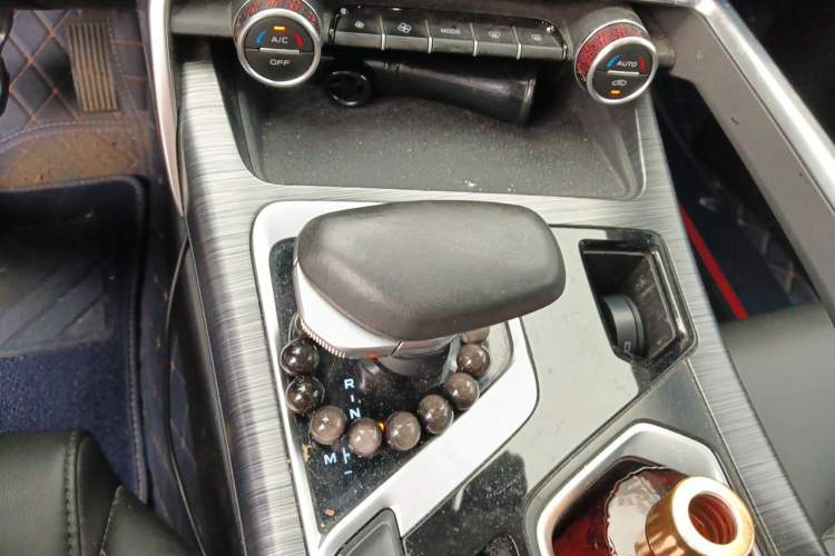 Used Geely Auto Monjaro 2020 High-Energy Edition 350T Yáoxīngzhě Gear Lever