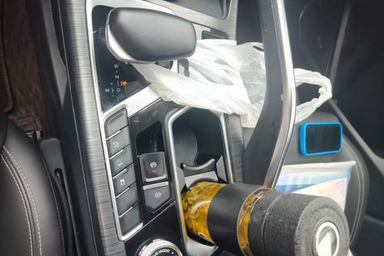 Used Geely Auto Monjaro 2020 High-Energy Edition 350T Yáoxīngzhě Gear Lever
