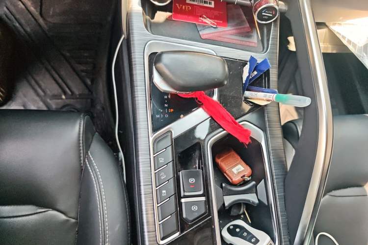 Used Geely Auto Monjaro 2020 High-Energy Edition 350T Yáoxīngzhě Gear Lever