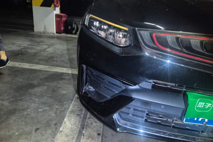 Used Geely Auto Monjaro 2020 High-Energy Edition 350T Yáoxīngzhě Right Front Headlight