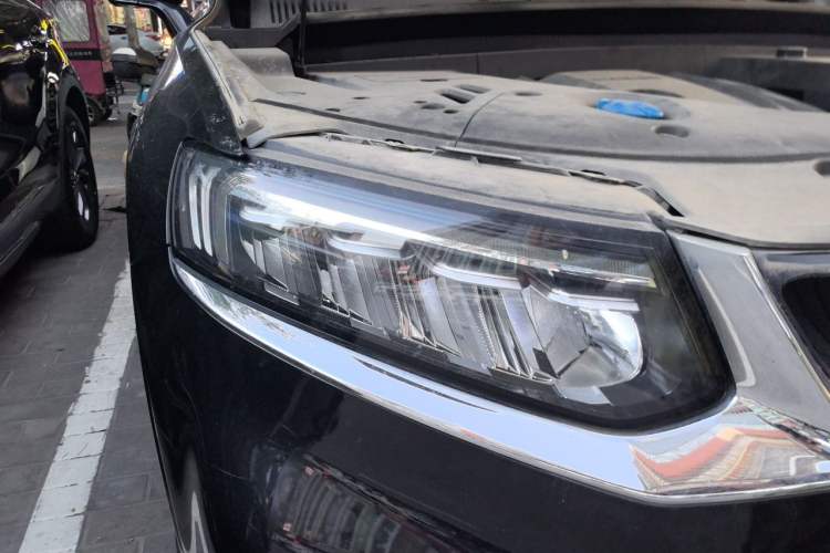Used Geely Auto Monjaro 2020 High-Energy Edition 350T Yáoxīngzhě Right Front Headlight