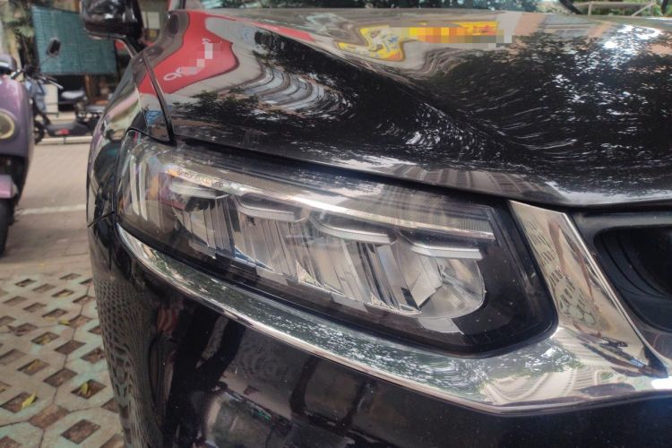 Used Geely Auto Monjaro 2020 High-Energy Edition 350T Yáoxīngzhě Right Front Headlight