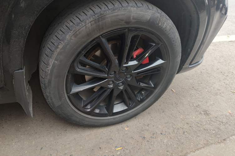 Used Geely Auto Monjaro 2020 High-Energy Edition 350T Yáoxīngzhě Right Front Wheel Hub
