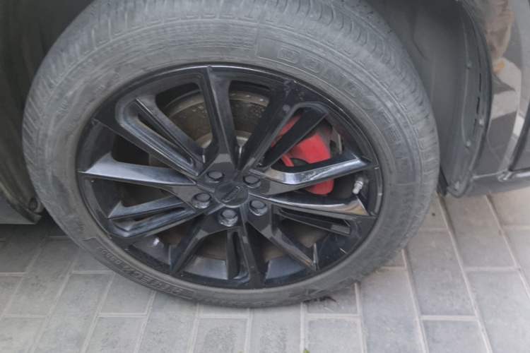Used Geely Auto Monjaro 2020 High-Energy Edition 350T Yáoxīngzhě Right Front Wheel Hub