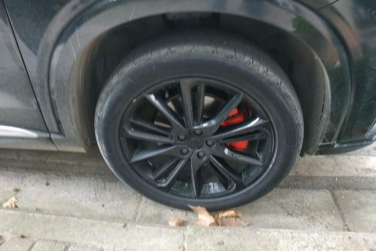 Used Geely Auto Monjaro 2020 High-Energy Edition 350T Yáoxīngzhě Right Front Wheel Hub