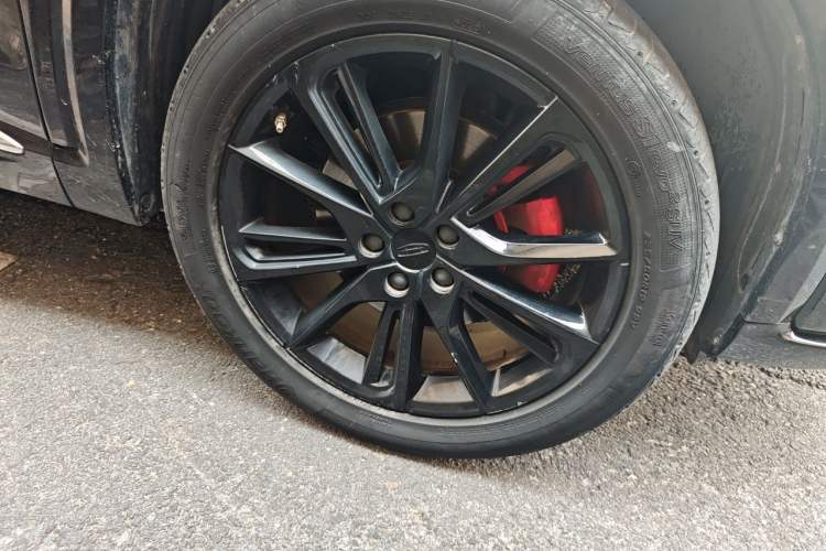 Used Geely Auto Monjaro 2020 High-Energy Edition 350T Yáoxīngzhě Right Front Wheel Hub