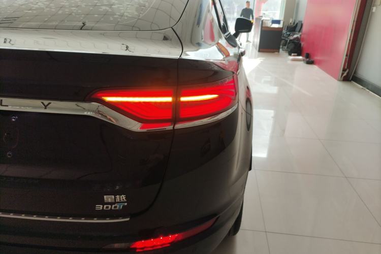 Used Geely Auto Monjaro 2020 High-Energy Edition 300T Yáoxīngzhě Right Rear Taillight