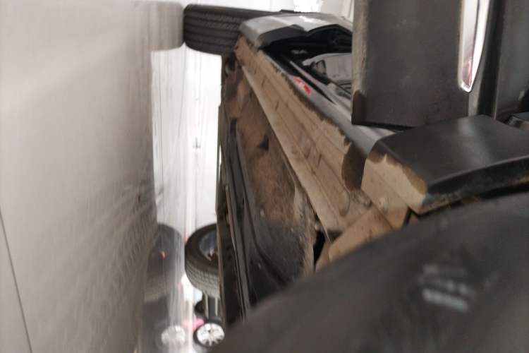 Used Geely Auto Monjaro 2020 High-Energy Edition 300T Yáoxīngzhě Right Side Sill