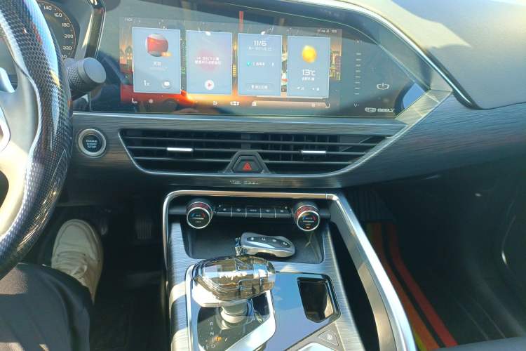 Used Geely Auto Monjaro 2020 High-Energy Edition 350T Yuxingzhe Audio And AC Panel