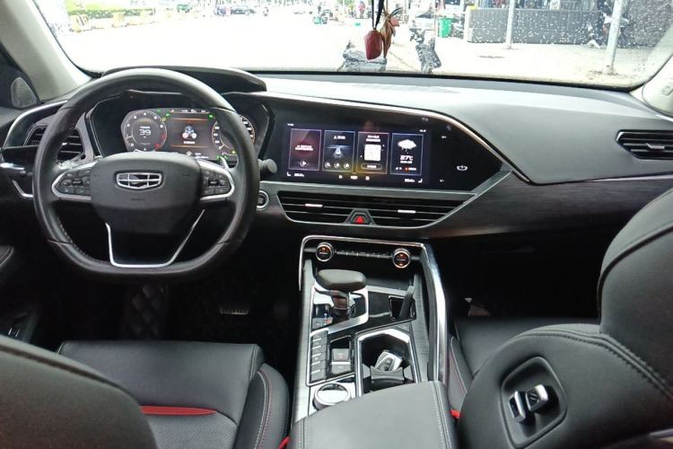 Used Geely Auto Monjaro 2020 High-Energy Edition 350T Yuxingzhe Center Console
