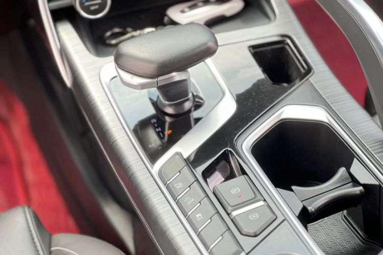 Used Geely Auto Monjaro 2020 High-Energy Edition 350T Yáoxīngzhě Gear Lever
